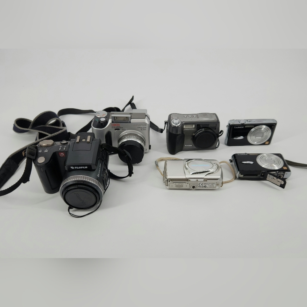 Lot Of 6 Vintage Cameras Lumix, Olympus, Etc. - For Parts / Repair